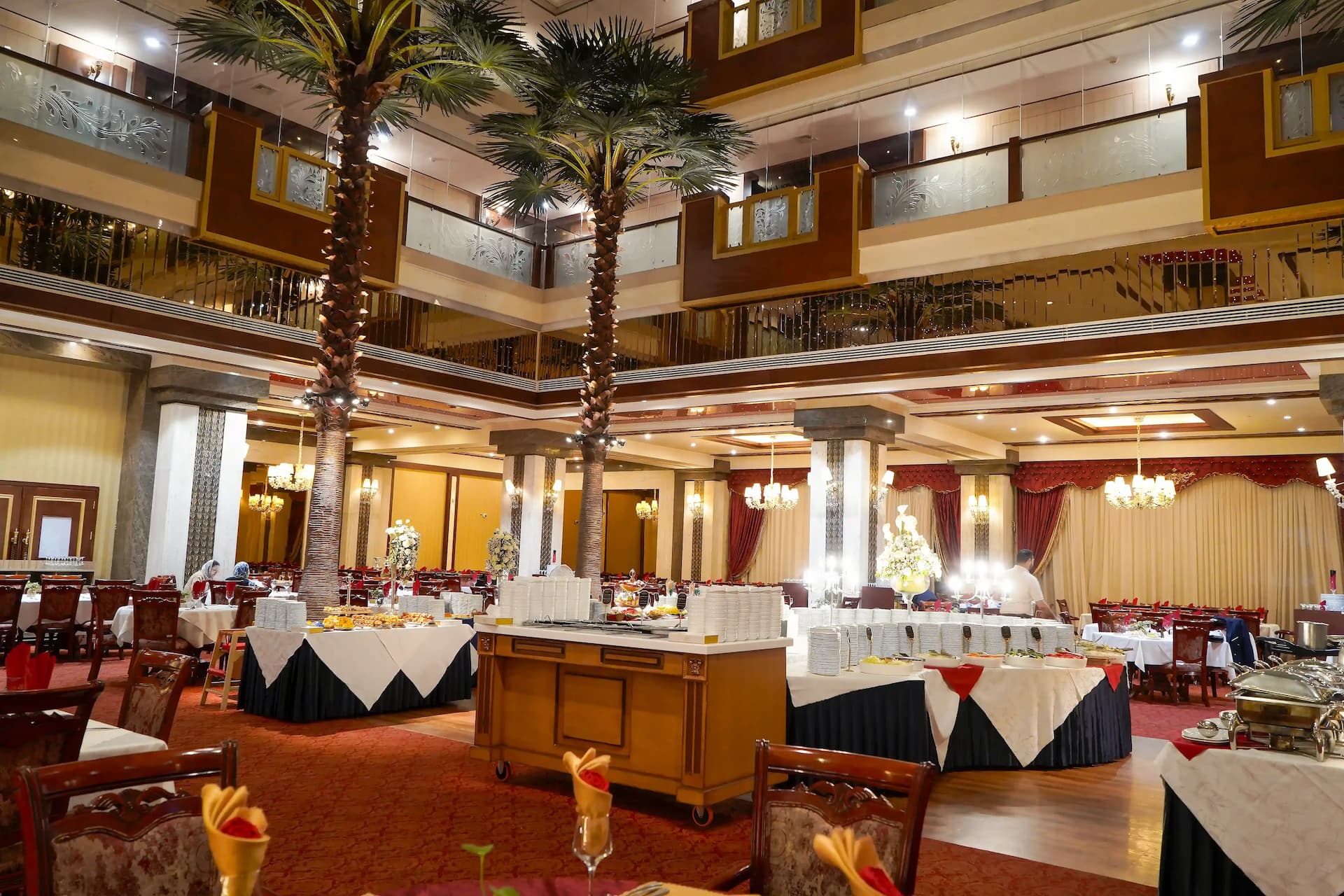 A generic square placeholder image with rounded corners in a figure.